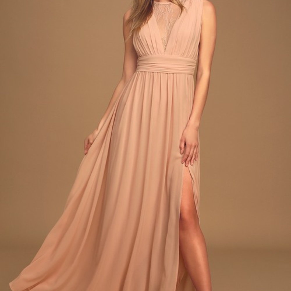 Dreamy Peach Lace Sleeveless Dress